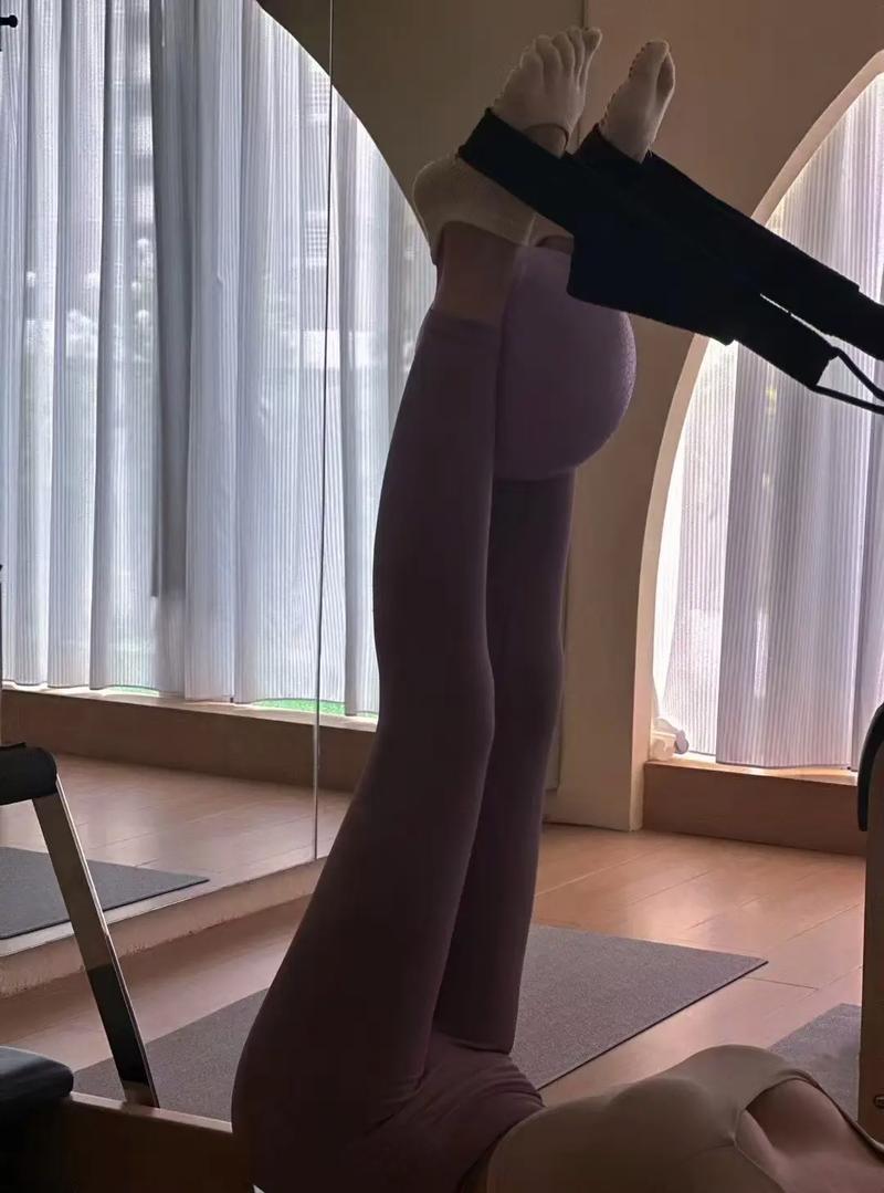 校园篮球队丑闻：队长私下操作选拔，引发全校关注