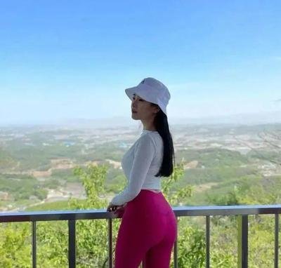 穷小子一夜暴富：商场摔倒不小心撞到‘亿万富翁’，人生逆袭引热议