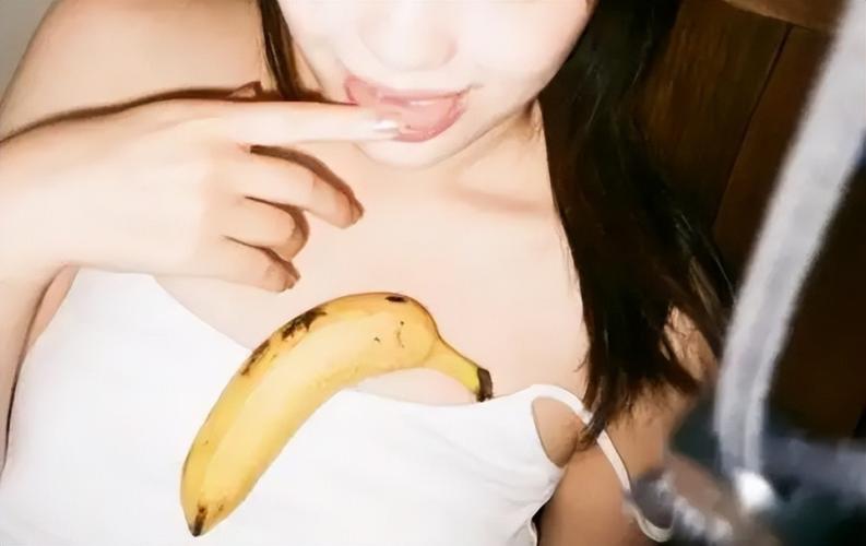 直播圈黑幕：顶流主播与神秘投资人暗箱交易曝光