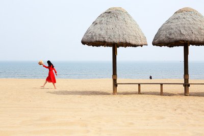 快递公司故意损坏包裹：客户遭受货物丢失和损坏