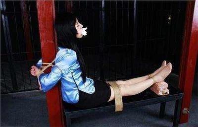 网络直播平台侵犯用户隐私：数据泄露事件