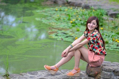 化妆品品牌虚假宣传：夸大效果误导消费