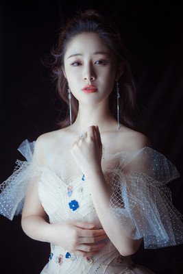 景区温泉成“大妈汗蒸场”？公共资源占用背后的文明旅游反思