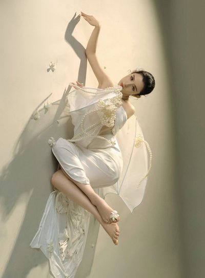 为什么做个美甲会让人疲惫？揭秘指尖美丽的隐藏消耗